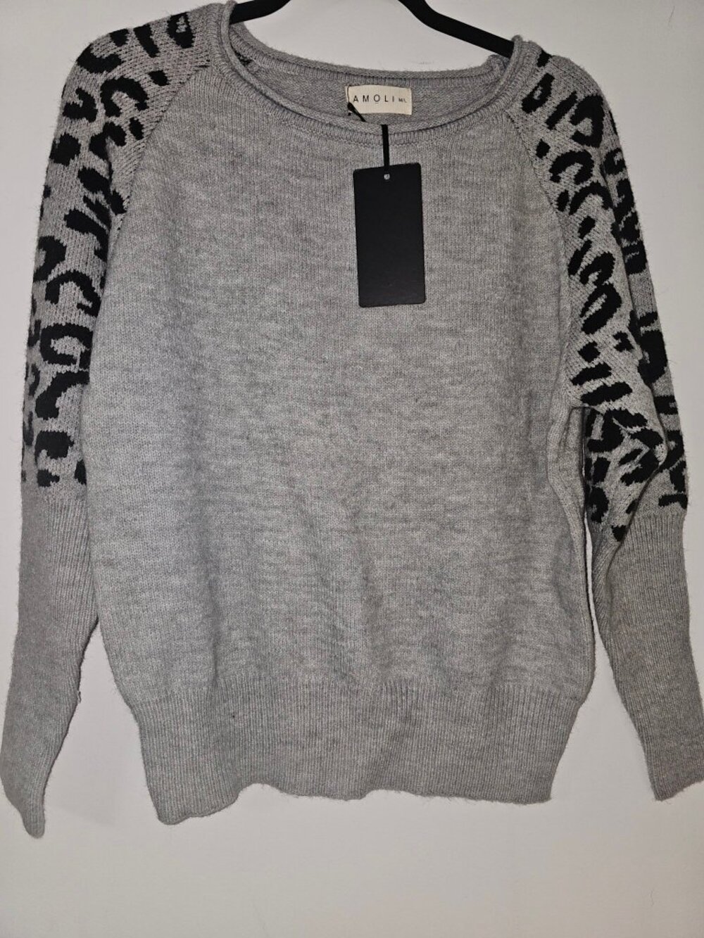 AMOLI Gray Leopard Sleeve Sweater - Size M/L - New with Tags